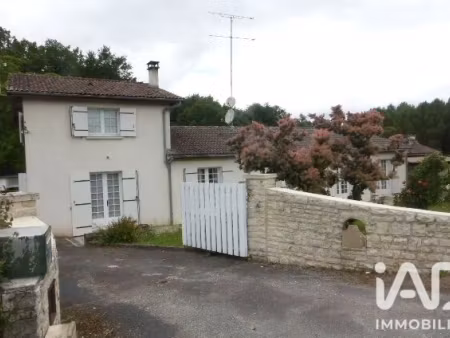 vente maison 8 pièces 185 m² à saint-martin-d'ary (17270)  189 500 €