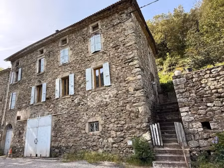 vente maison 5 pièces 169 m² à rocles (07110)  215 000 €