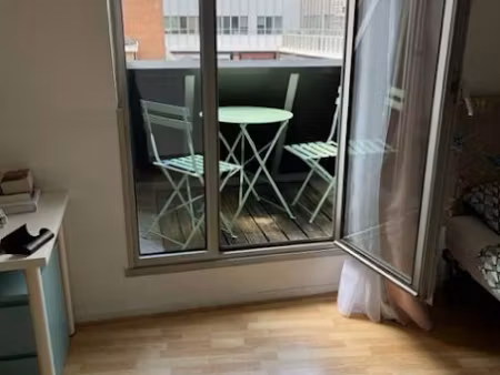 location meublée appartement 1 pièce 32 m² à lille (59000)  749 €