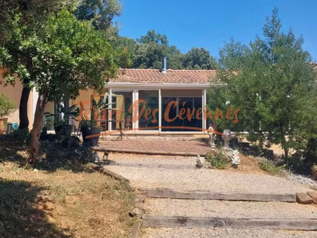 maison avec piscine et jardin thoiras (30)