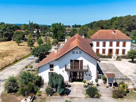vente locaux professionnels 16 pièces 585 m² à vic-en-bigorre (65500)  498 000 €