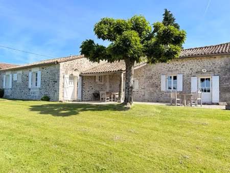 vente maison 5 pièces 142 m² à dignac (16410)  450 000 €