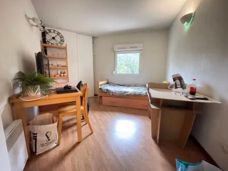location meublée appartement 2 pièces 31.08 m² à montpellier (34000)  685 €