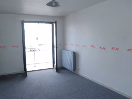 location appartement 1 pièce à talence (33400)  607 €