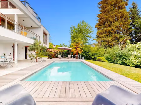 maison avec piscine et terrasse argonay (74)