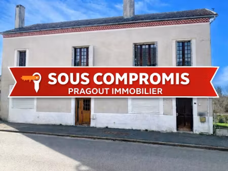 vente immeuble 8 pièces 227 m² à chalus (87230)  134 375 €