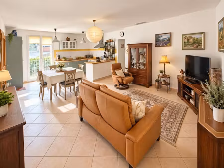 vente maison 4 pièces 91 m² à trans-en-provence (83720)  349 000 €
