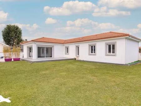 vente maison 5 pièces 119 m² à barbazan-debat (65690)  283 392 €