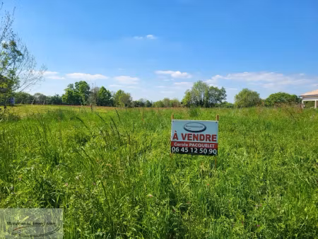 vente terrain 693 m² à saint-etienne-sur-reyssouze (01190)  24 690 €