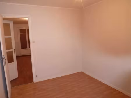 location appartement 3 pièces 56.72 m² à villeurbanne (69100)  827 €