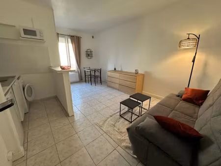 location meublée appartement 1 pièce 24 m² à gagny (93220)  750 €