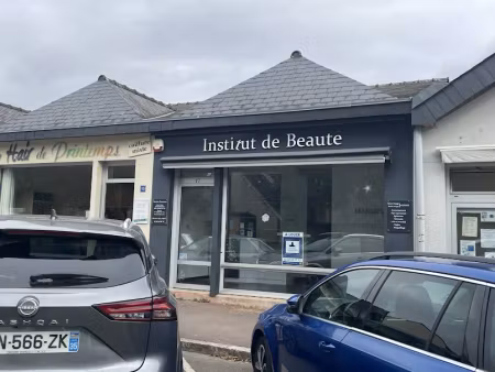 location locaux professionnels 4 pièces 43.27 m² à chavagne (35310)  750 €