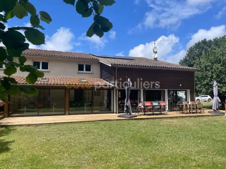 vente maison 10 pièces 325 m² à vensac (33590)  576 600 €
