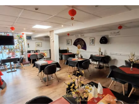 vente locaux professionnels 5 pièces 170 m² à bourgoin-jallieu (38300)  140 000 €
