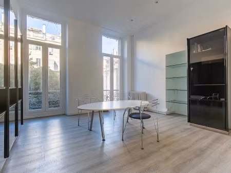 vente locaux professionnels 210 m² à marseille 6ème (13006)  630 000 €