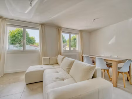 vente appartement 3 pièces 62 m² à royan (17200)  249 000 €
