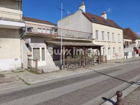 vente hôtel 13 pièces 413 m² à dole (39100)  378 000 €