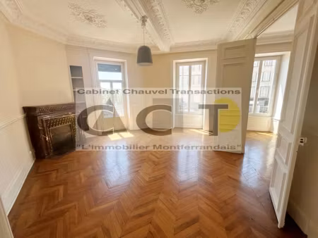 location locaux professionnels 0 pièces 176 m² à clermont-ferrand (63000)  2 350 €