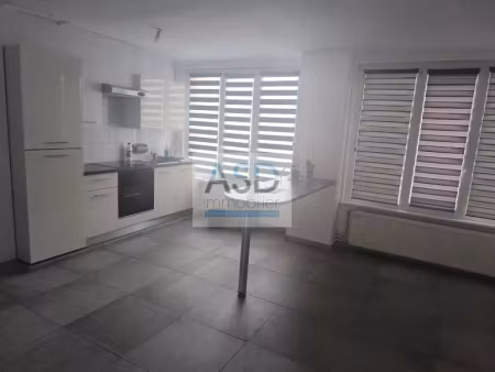 location maison 5 pièces 104 m² à tourcoing (59200)  1 020 €
