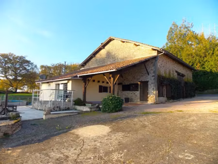 vente maison 5 pièces 120 m² à les salles-lavauguyon (87440)  169 900 €