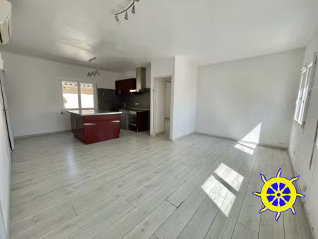 vente appartement 2 pièces 43 m² à port-la-nouvelle (11210)  107 000 €