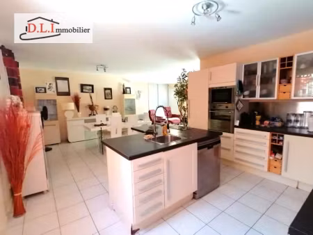 vente maison 5 pièces 116.86 m² à moissac (82200)  222 500 €