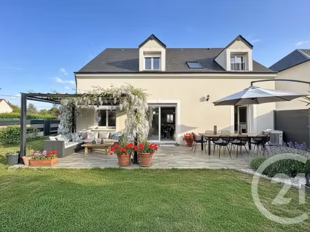 vente maison 8 pièces 175 m² à orleans (45000)  520 000 €