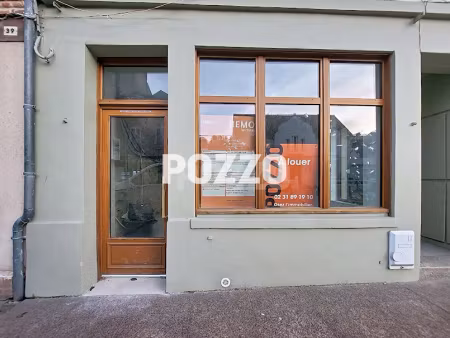 location locaux professionnels 37 m² à honfleur (14600)  1 550 €