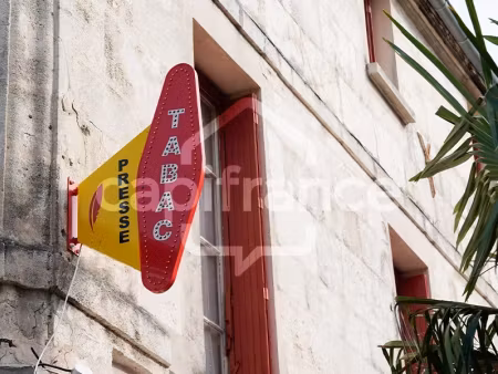 vente locaux professionnels 4 pièces 172 m² à pau (64000)  299 200 €