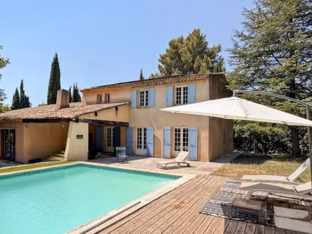 villa avec piscine et terrasse puyricard (13)