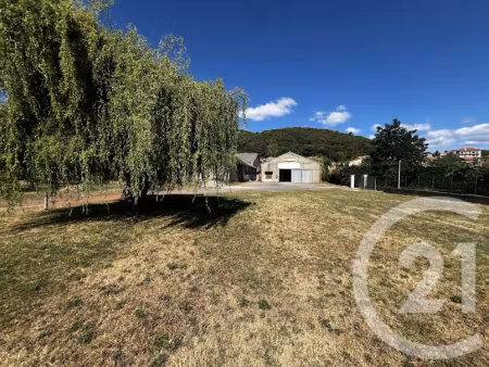 vente locaux professionnels à les salles-du-gardon (30110)  131 000 €