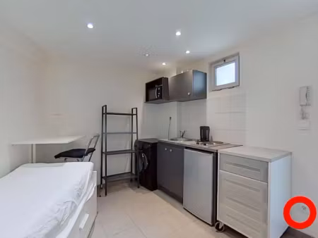 location appartement 1 pièce 13.02 m² à lyon 3ème (69003)  464 €
