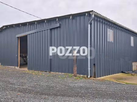 location locaux professionnels 200 m² à genneville (14600)  1 500 €