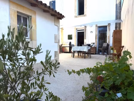 vente maison 3 pièces 91 m² à saintes (17100)  233 200 €