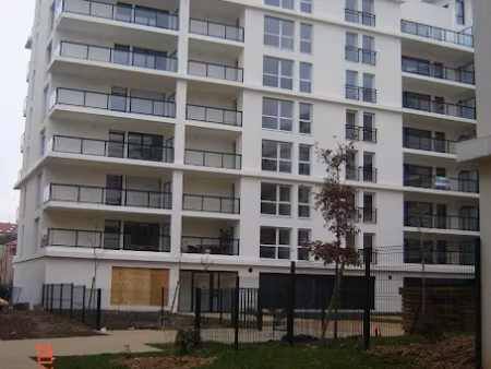 location appartement 3 pièces 70 m² à lyon 7ème (69007)  1 085 €