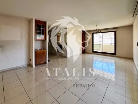 location appartement 5 pièces 114.79 m² à saint-marcellin (38160)  1 140 €
