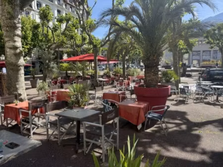vente locaux professionnels 3 pièces 54 m² à aix-les-bains (73100)  350 000 €