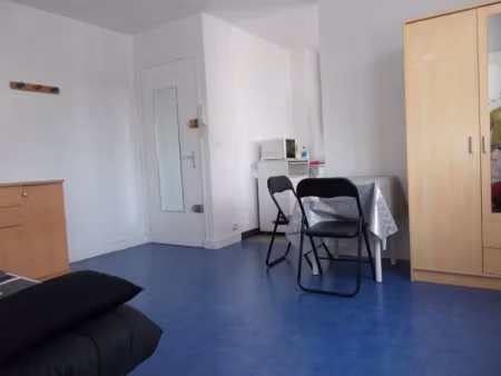 location meublée appartement 1 pièce 30 m² à saint-nazaire (44600)  450 €