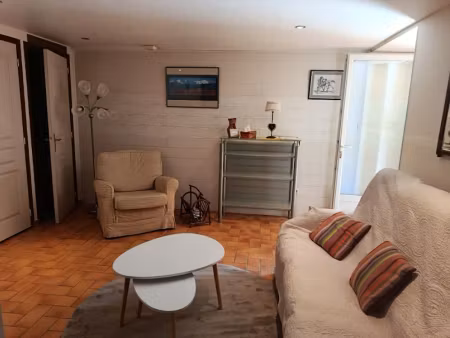 location meublée appartement 2 pièces 52 m² à arles-sur-tech (66150)  590 €