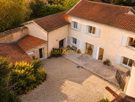 vente maison 7 pièces 198 m² à nersac (16440)  239 500 €