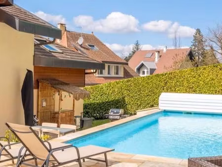 maison avec piscine et terrasse annecy-le-vieux (74)