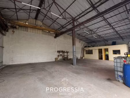 location locaux professionnels 290 m² à bolbec (76210)  4 670 €