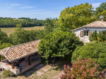 vente maison 6 pièces 132 m² à lauzerte (82110)  395 000 €