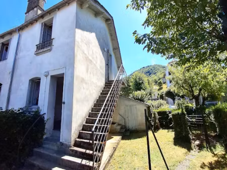vente maison 3 pièces 79 m² à vic-sur-cère (15800)  32 000 €