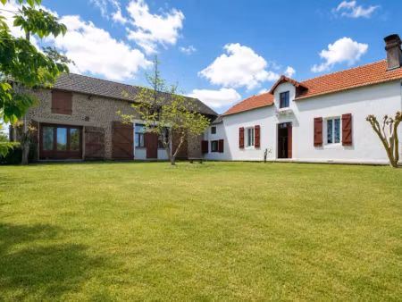 vente maison 12 pièces 267.73 m² à escoubès (64160)  290 000 €