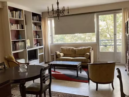location meublée appartement 2 pièces 70 m² à lille (59000)  750 €
