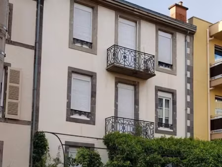 location meublée appartement 1 pièce 25 m² à royat (63130)  525 €