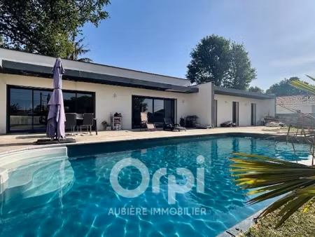 vente maison 7 pièces 220 m² à lezoux (63190)  460 000 €