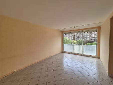 location appartement 3 pièces 59 m² à sotteville-les-rouen (76300)  744 €
