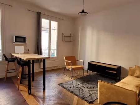 location meublée appartement 2 pièces 40.72 m² à issy-les-moulineaux (92130)  1 282 €